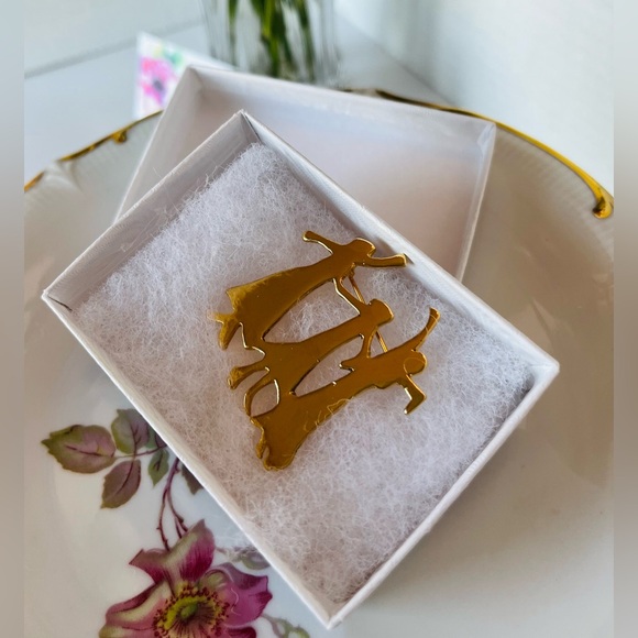 PAT V BROOCH,Three Sisters Dancing Ladies “The Celebration Of Women” Artist Sign - Picture 4 of 11